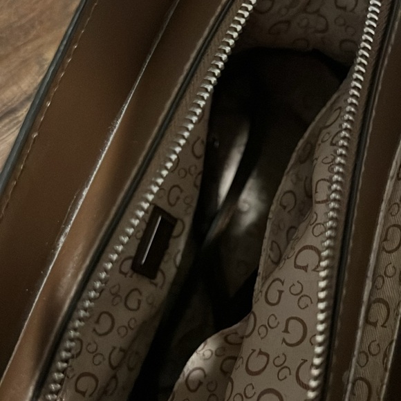 Guess Purse - Picture 2 of 2